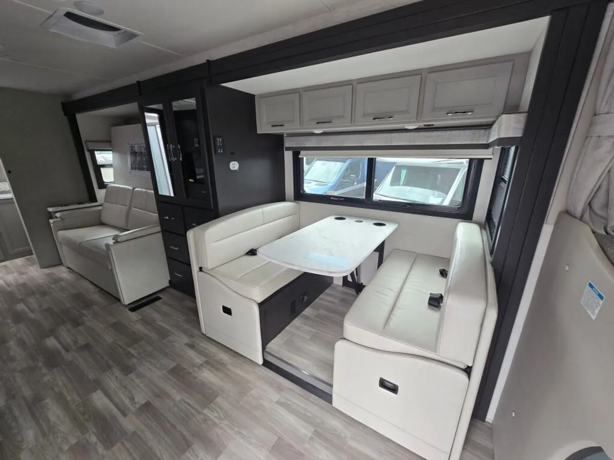 2026 Thor Motor Coach Omni Trail, photo 24 of 24