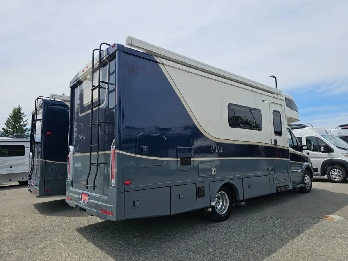 2027 Winnebago View, photo 3 of 24