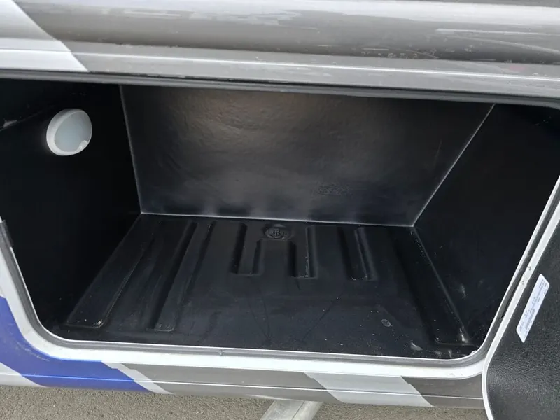 2026 Thor Motor Coach Omni Trail, photo 16 of 24