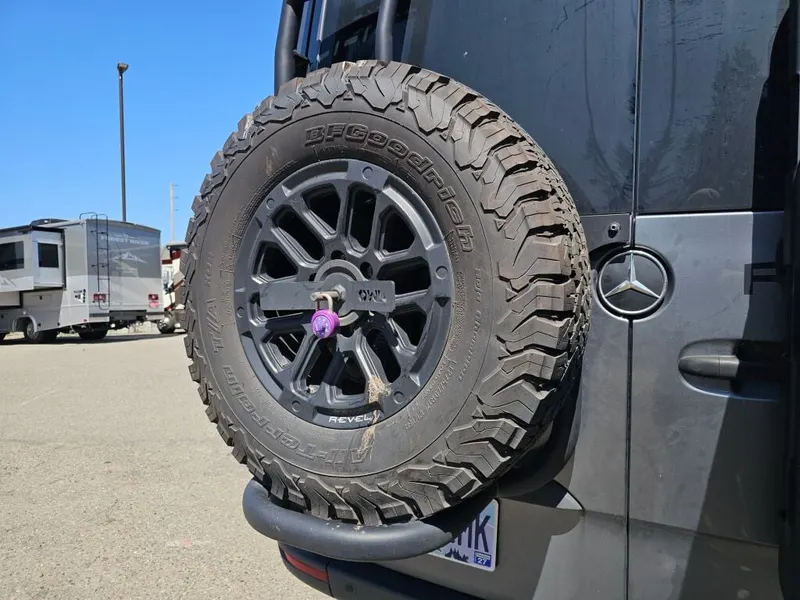 2025 Winnebago Revel, photo 10 of 24