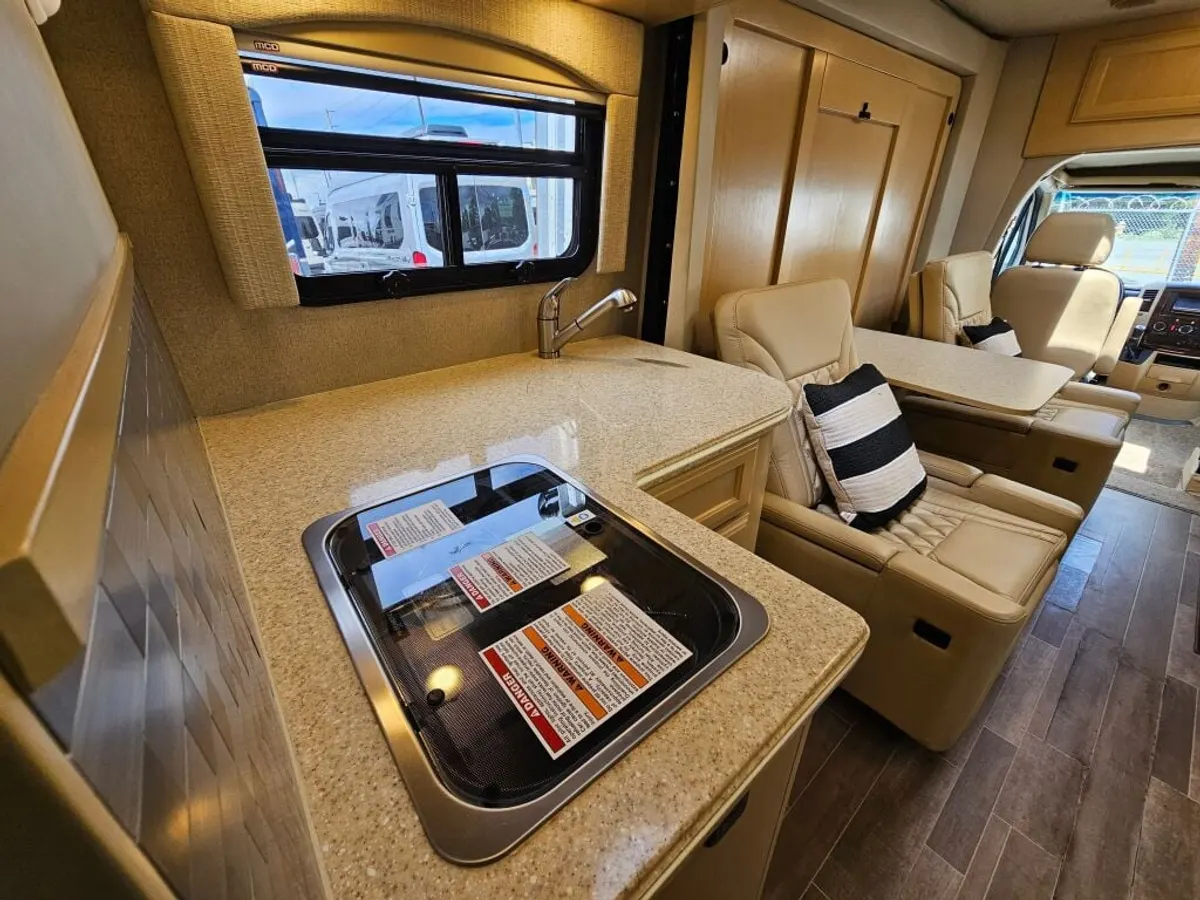 2019 Regency RV Ultra Brougham, photo 17 of 24
