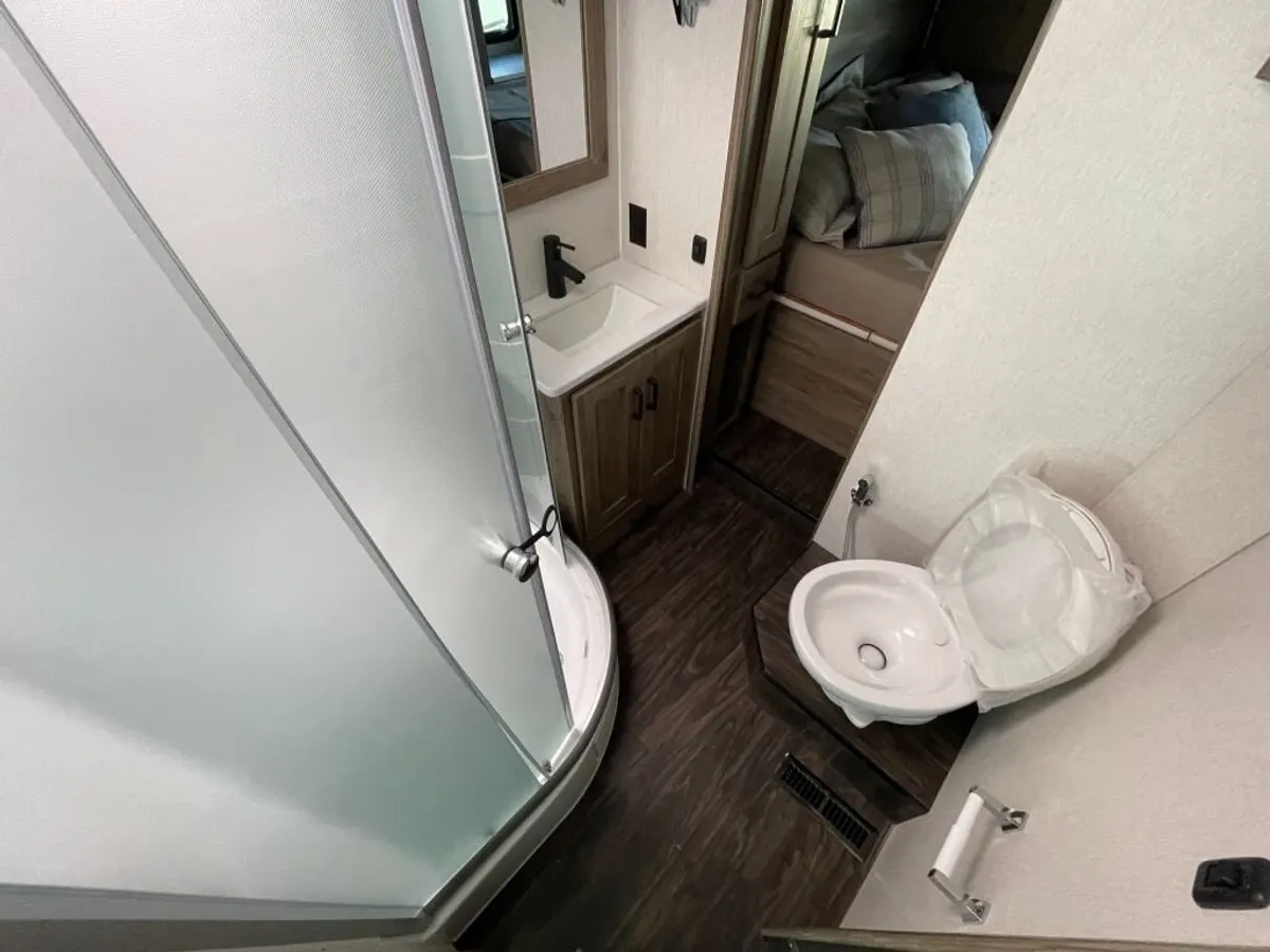 2024 Winnebago Vista, photo 15 of 22