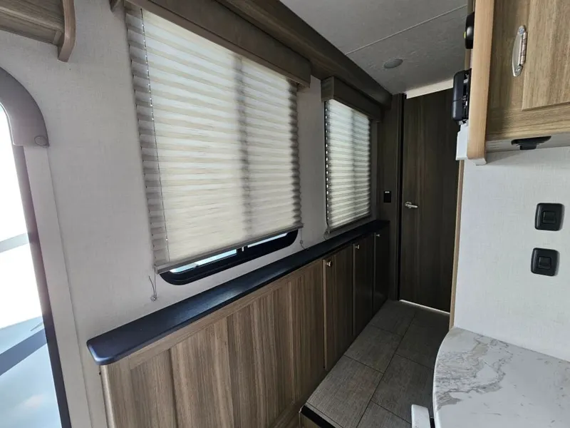2027 Coachmen Freelander, photo 18 of 24