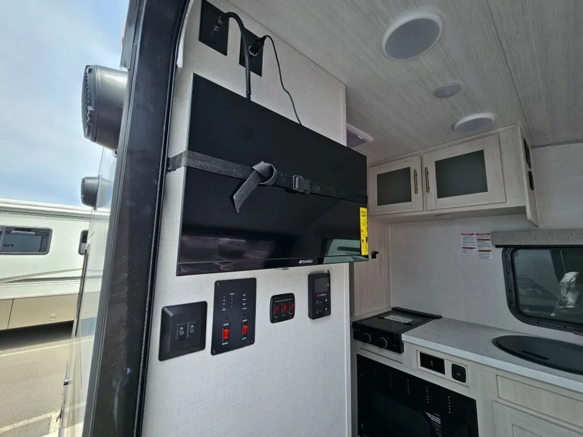 2027 Forest River R-Pod, photo 11 of 24