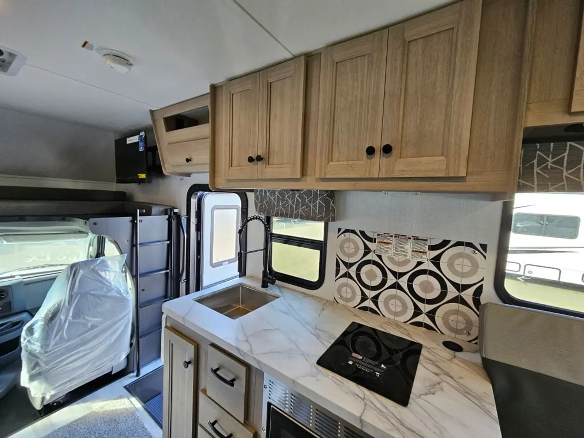 2026 Forest River Sunseeker LE, photo 19 of 24