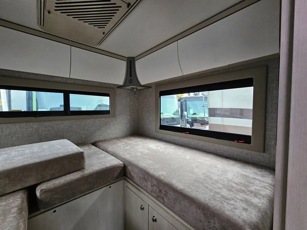 2026 Tiffin Motorhomes Wayfarer, photo 24 of 24