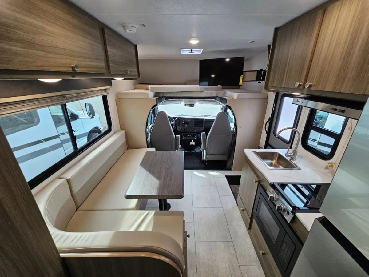 2026 Coachmen Freelander, photo 13 of 24