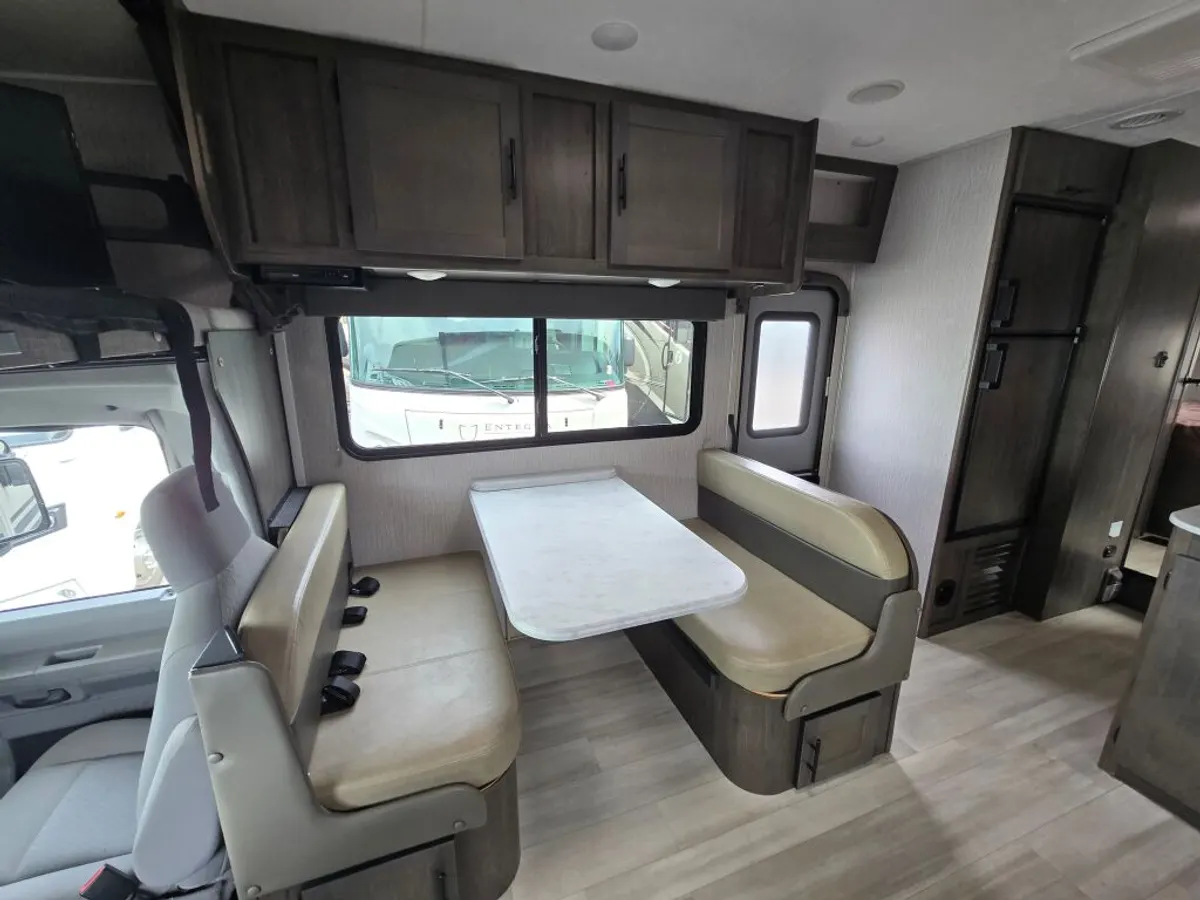 2023 Coachmen Leprechaun, photo 15 of 24