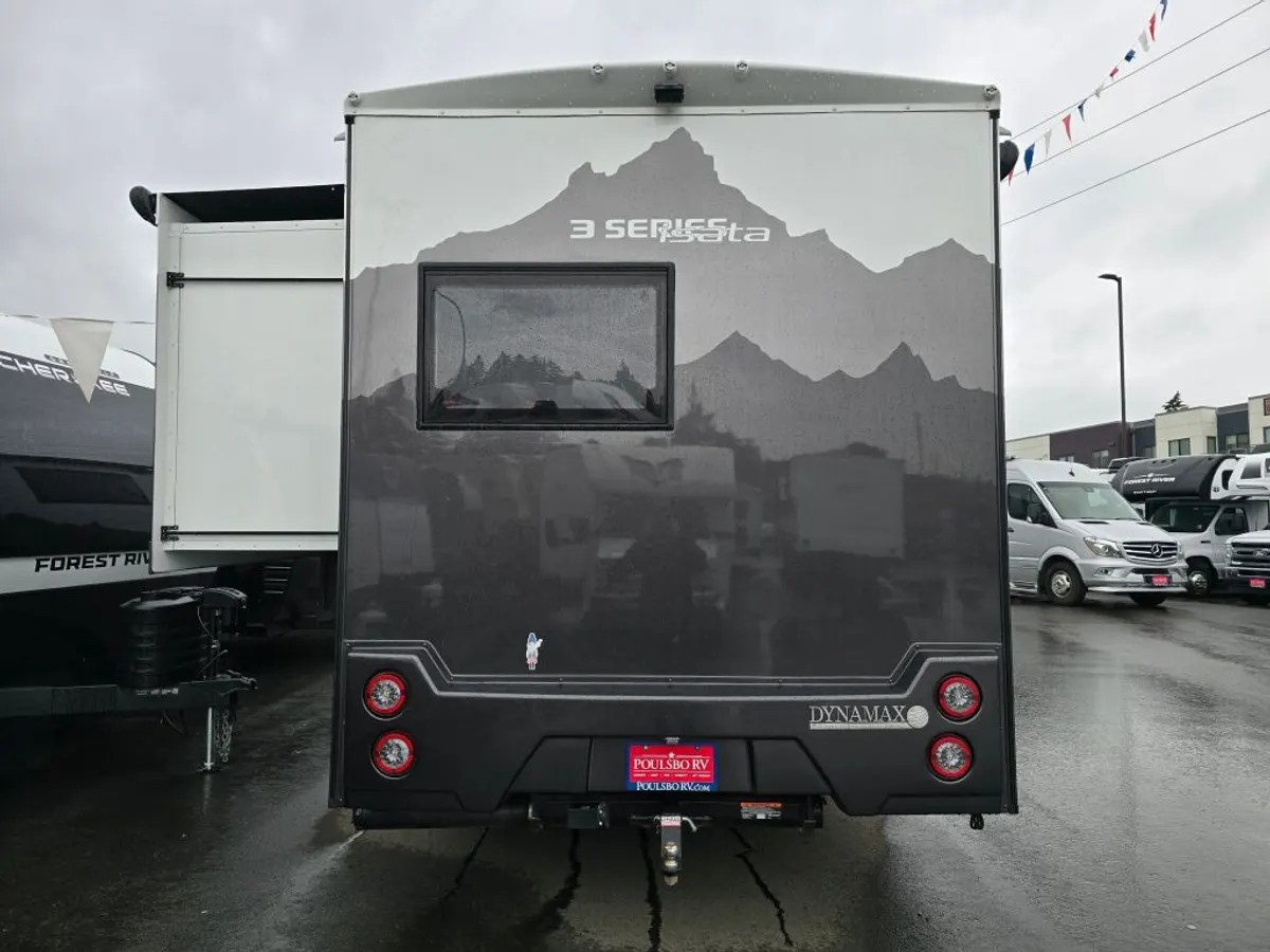 2025 Dynamax Isata 3 Series, photo 5 of 24