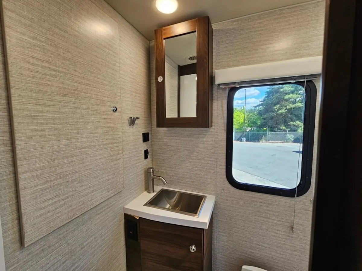 2021 Winnebago View, photo 20 of 24