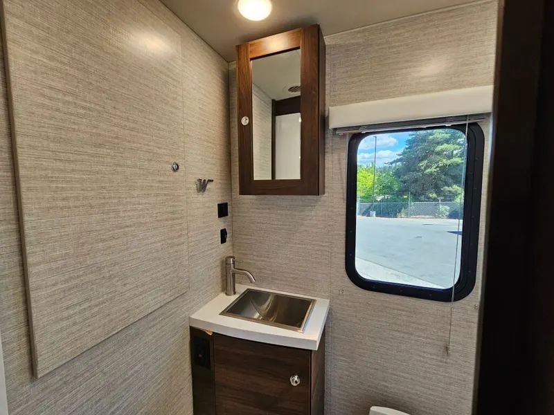 2021 Winnebago View, photo 20 of 24