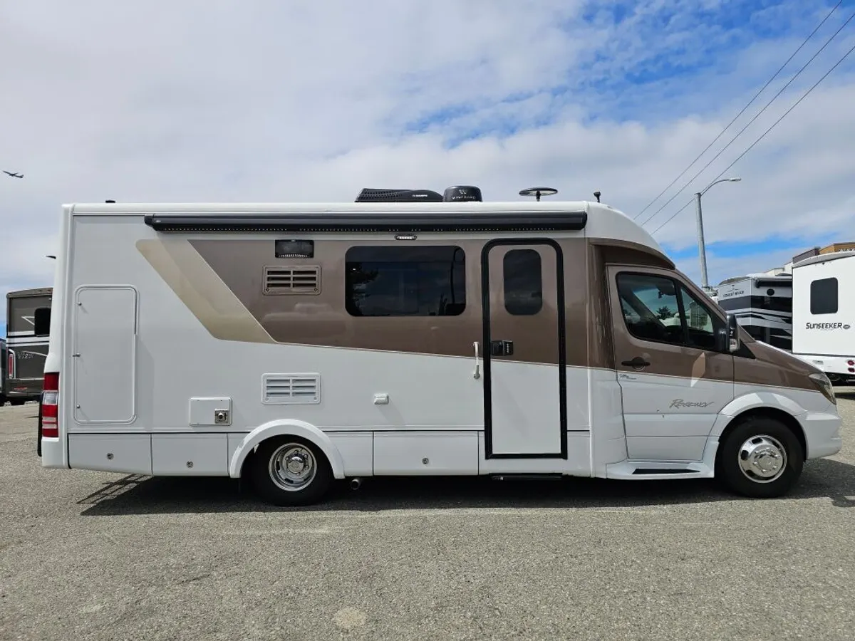 2019 Regency RV Ultra Brougham, photo 2 of 24