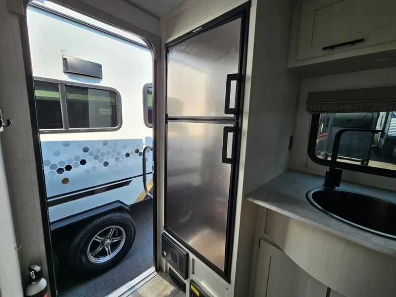 2021 Forest River R-Pod, photo 9 of 24
