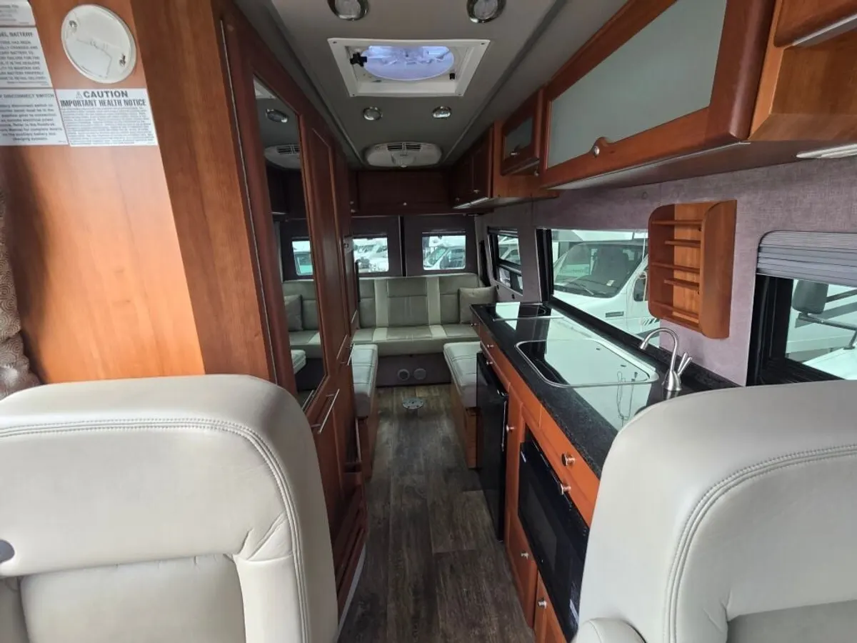 2016 Roadtrek E-Trek, photo 16 of 24