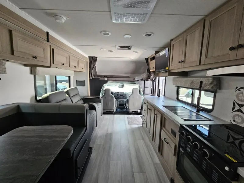 2027 Forest River Sunseeker, photo 14 of 24
