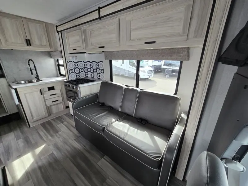 2023 Forest River Sunseeker, photo 19 of 24