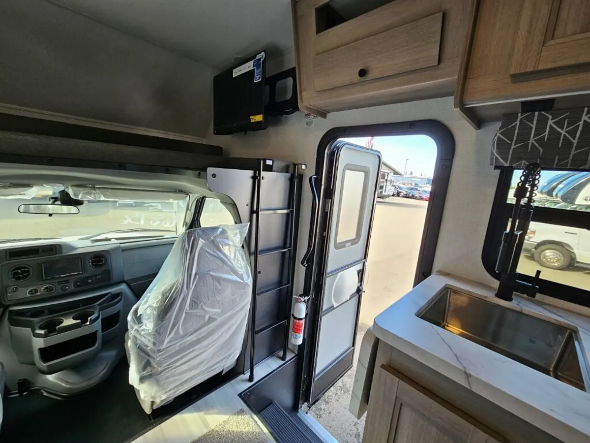 2026 Forest River Sunseeker LE, photo 9 of 24