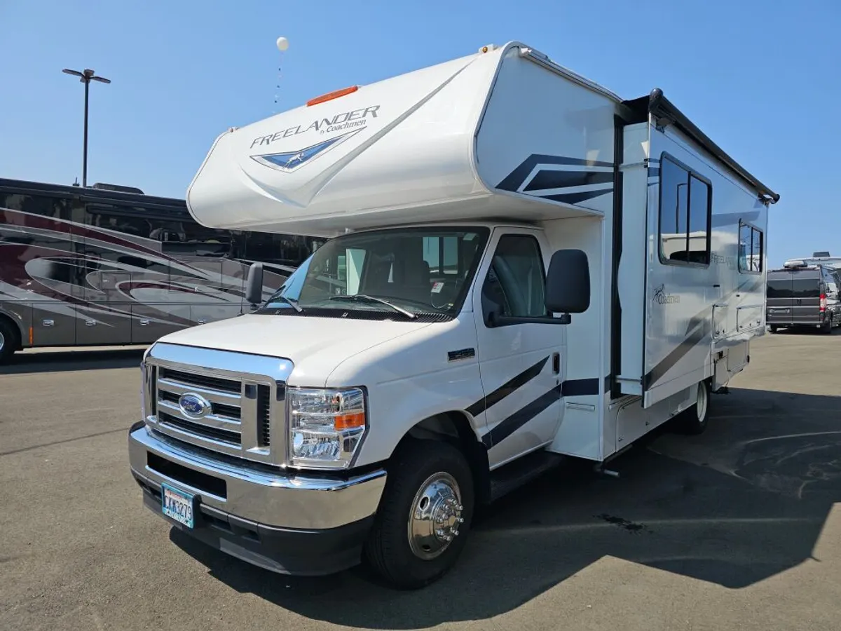 2023 Coachmen Freelander, photo 6 of 24