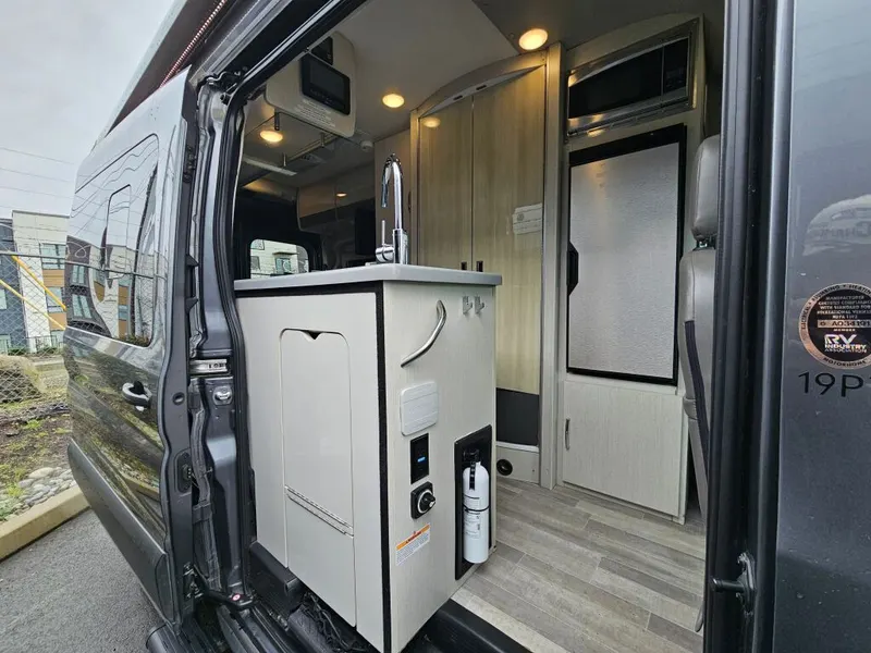 2023 Thor Motor Coach Tranquility, photo 10 of 24