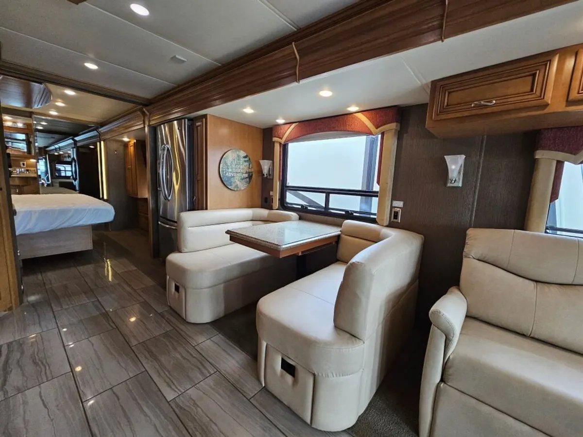 2015 Newmar Ventana, photo 12 of 24