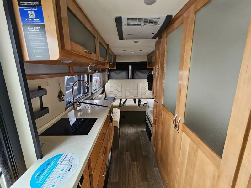 2023 Coachmen Nova, photo 16 of 24