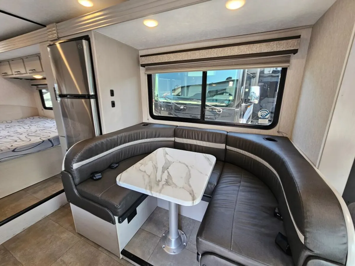 2023 Coachmen Freelander, photo 18 of 24
