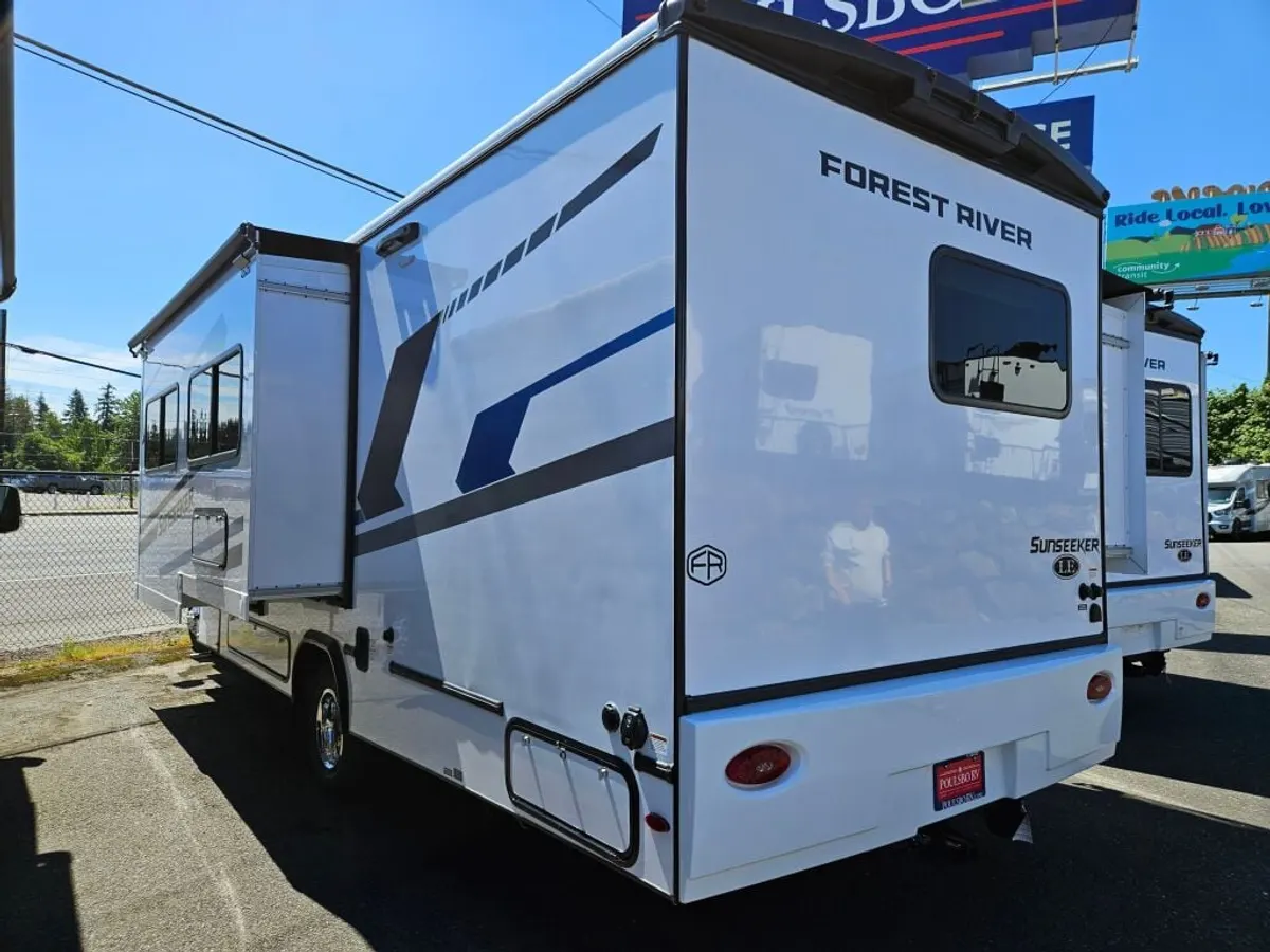 2026 Forest River Sunseeker LE, photo 3 of 19