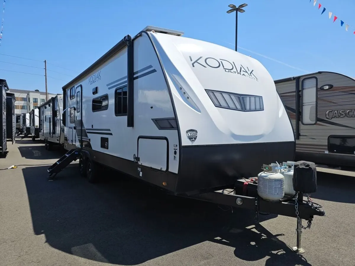 2022 Dutchmen Kodiak Ultra-Lite, photo 1 of 24