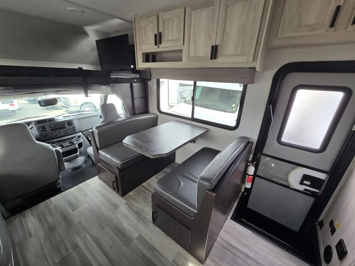 2023 Forest River Sunseeker, photo 12 of 24