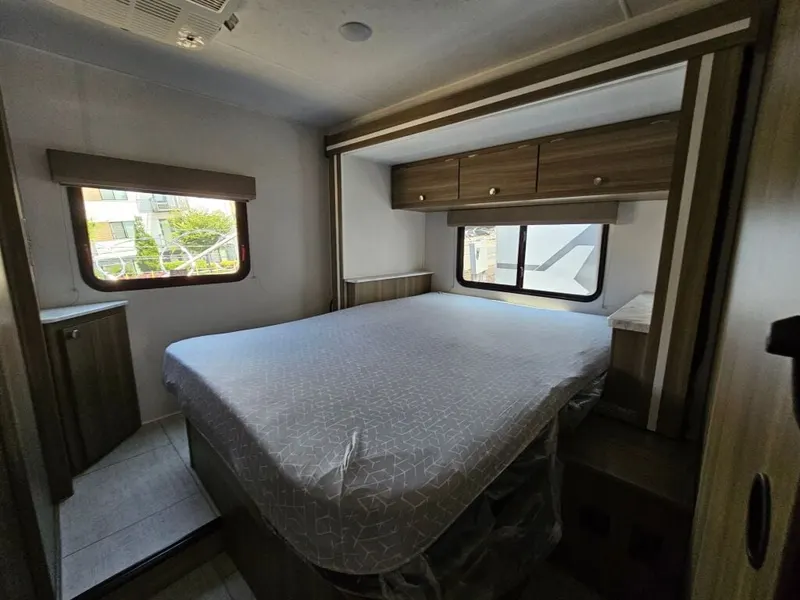 2027 Coachmen Freelander, photo 22 of 24