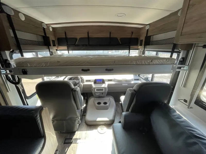 2024 Winnebago Vista, photo 7 of 22