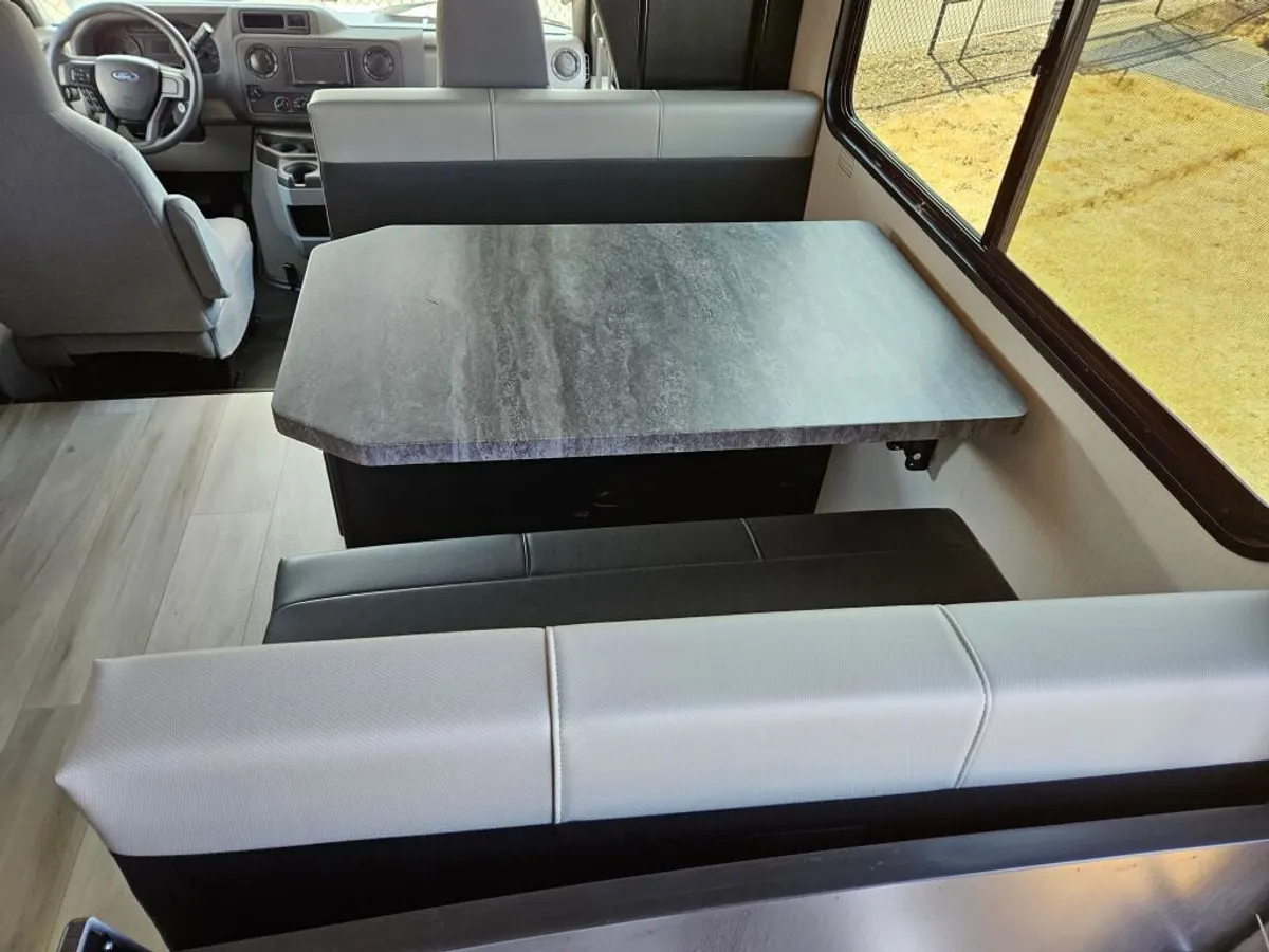 2026 Forest River Sunseeker LE, photo 21 of 24