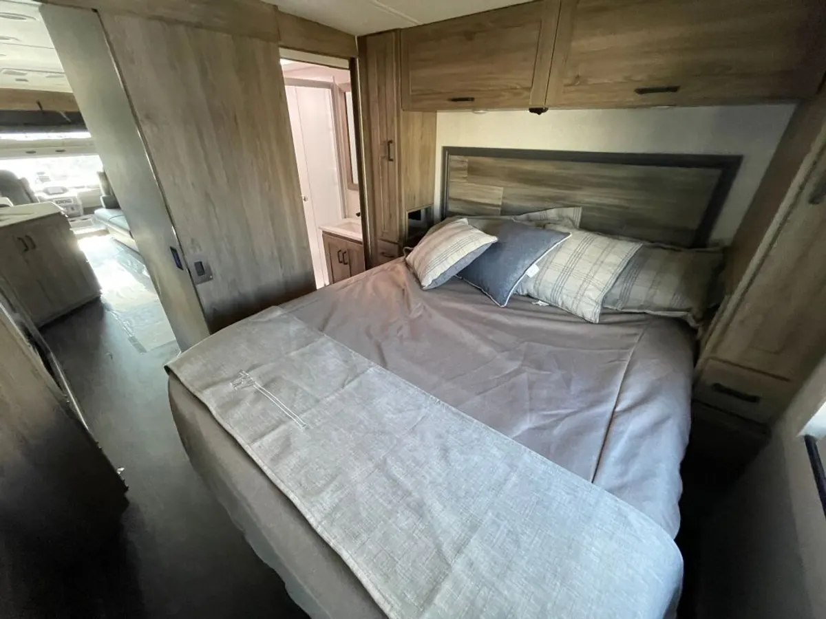 2024 Winnebago Vista, photo 19 of 22