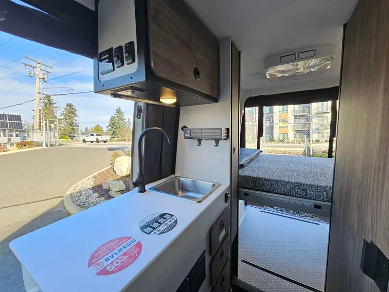 2026 Tiffin Motorhomes GH1, photo 20 of 24