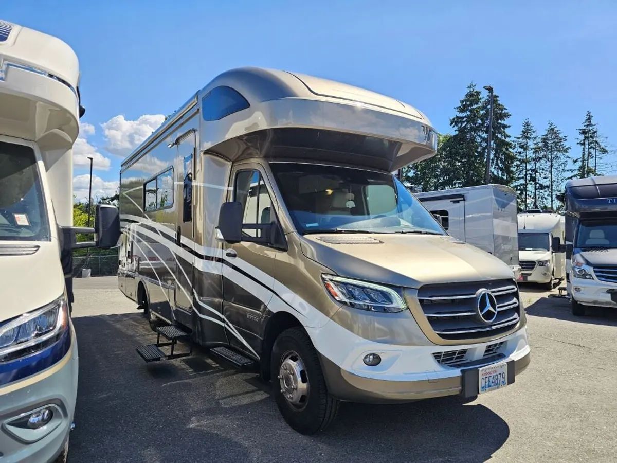 2021 Winnebago View, photo 1 of 24