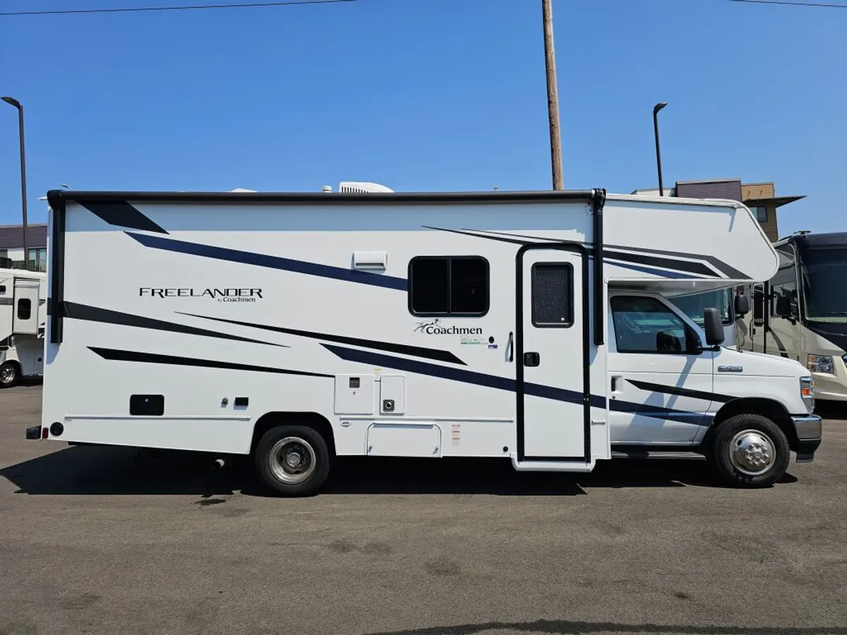 2023 Coachmen Freelander, photo 2 of 24