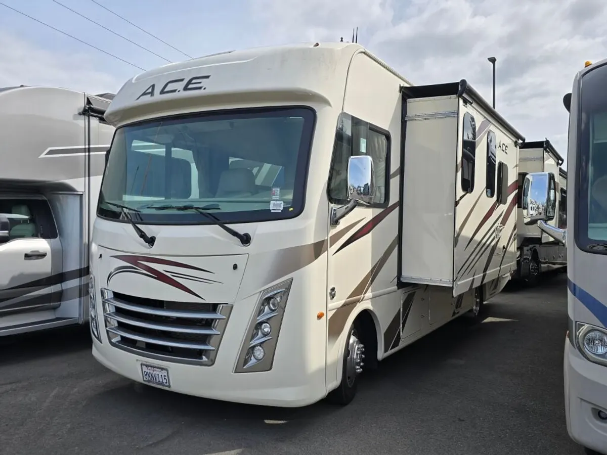 2019 Thor Motor Coach Ace, photo 3 of 24