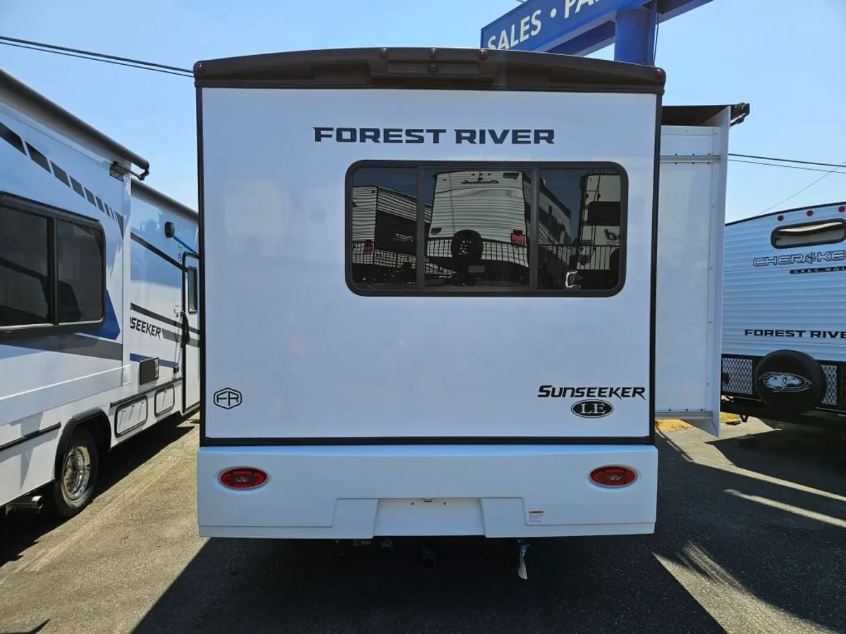 2026 Forest River Sunseeker LE, photo 5 of 24