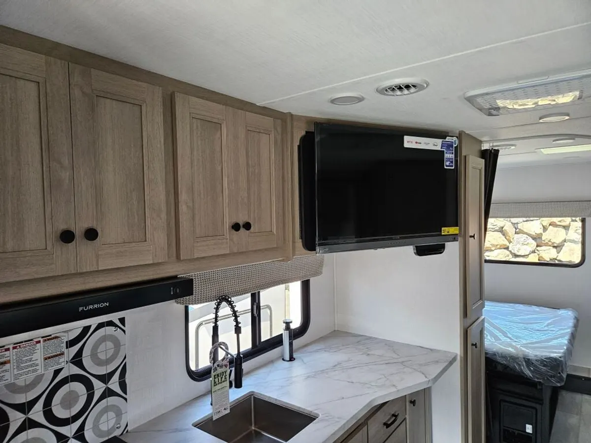 2026 Forest River Sunseeker LE, photo 14 of 19
