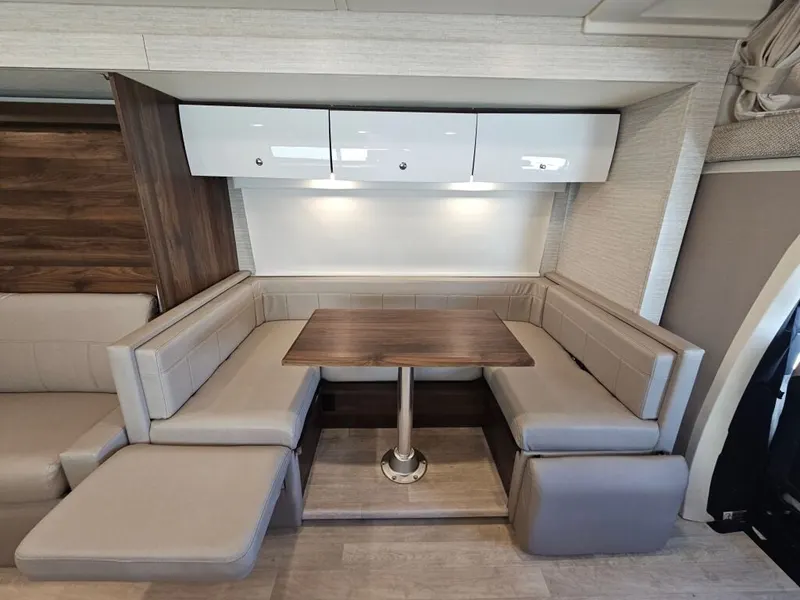 2021 Winnebago View, photo 18 of 24