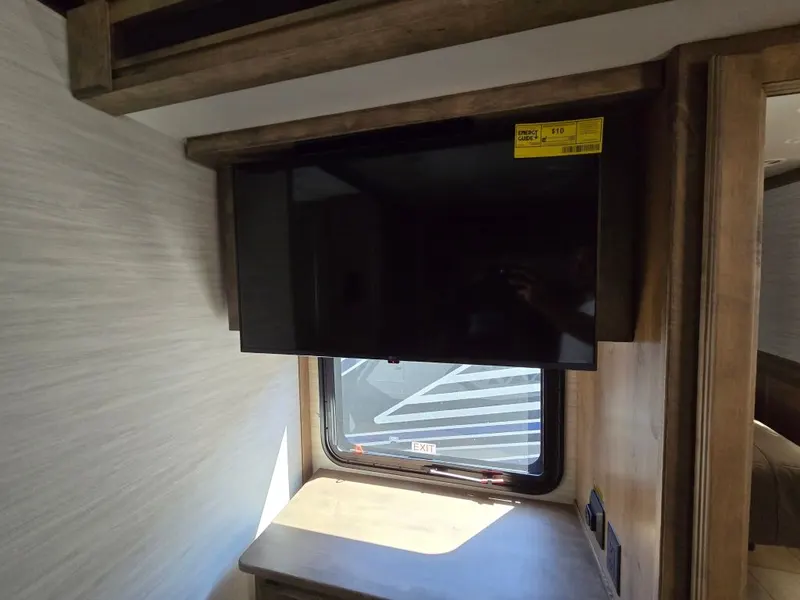 2026 Tiffin Motorhomes Allegro Red, photo 21 of 24