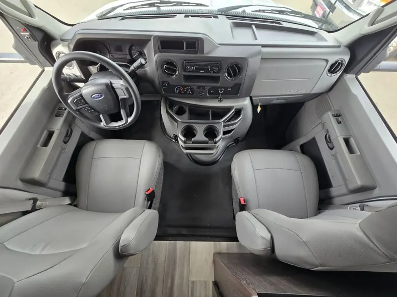 2023 Forest River Sunseeker, photo 17 of 24