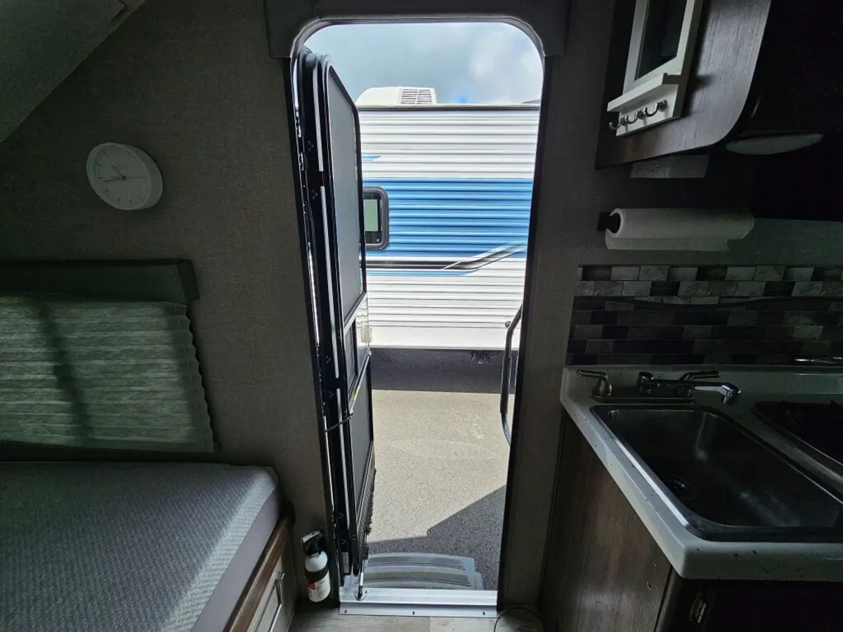 2019 Travel Lite Aura, photo 11 of 24