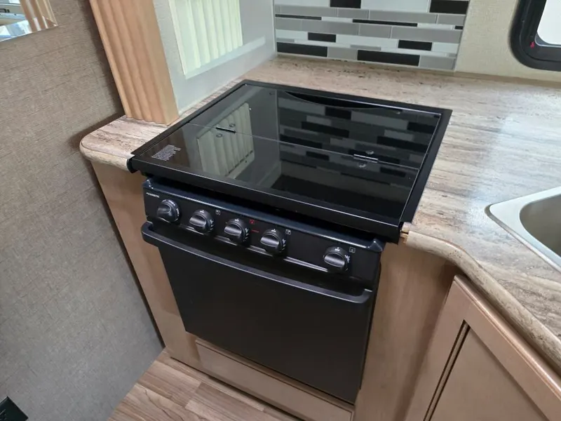 2019 Thor Motor Coach Ace, photo 22 of 24