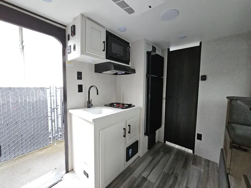 2024 Jayco Jay Flight SLX, photo 14 of 24