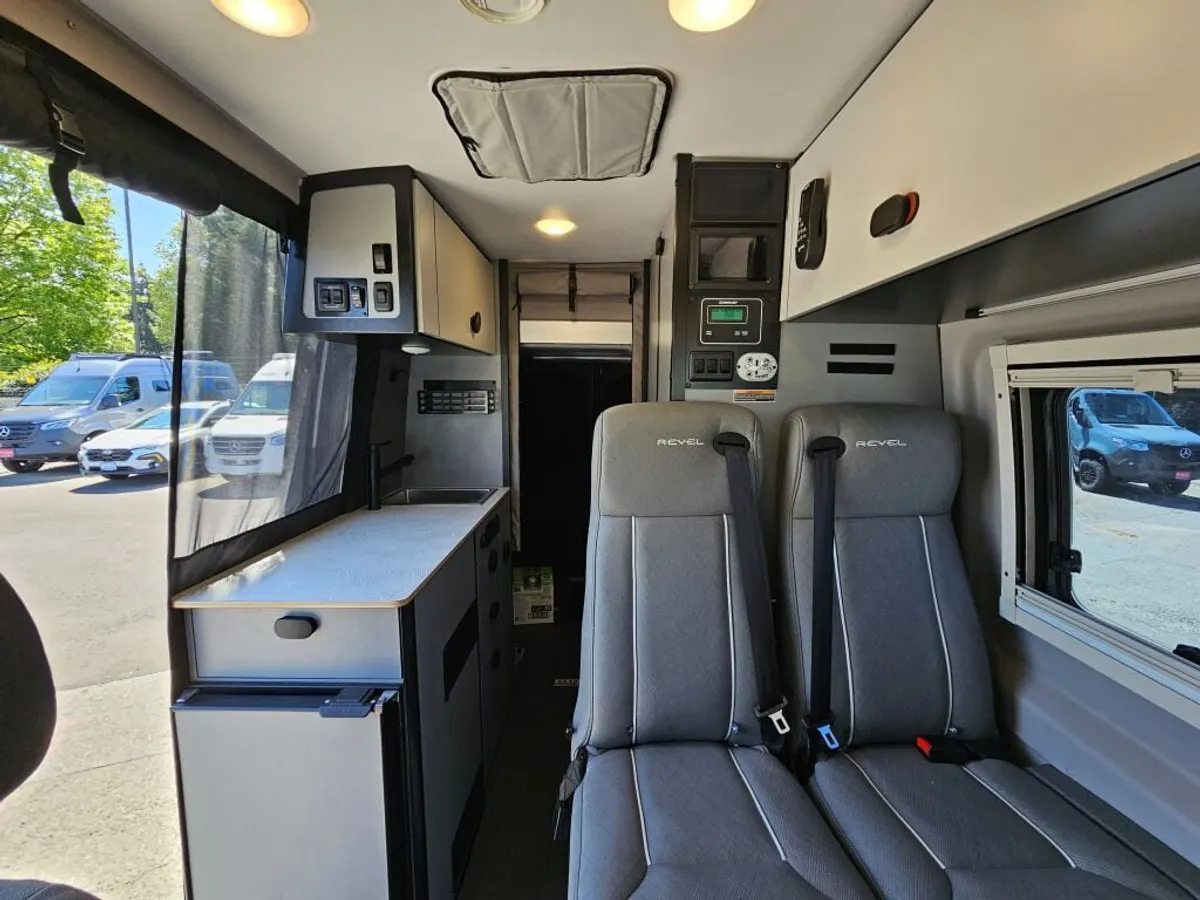 2025 Winnebago Revel, photo 19 of 24