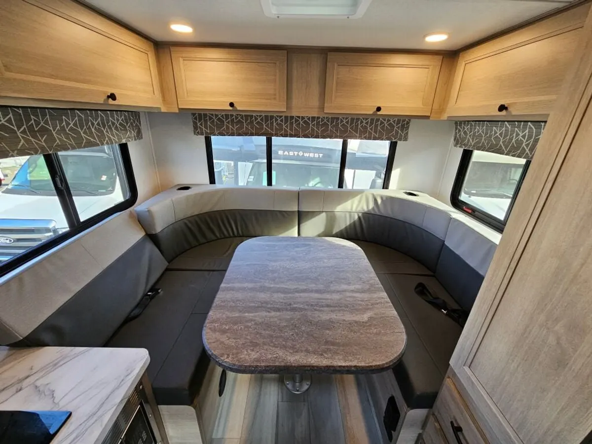2026 Forest River Sunseeker LE, photo 16 of 24