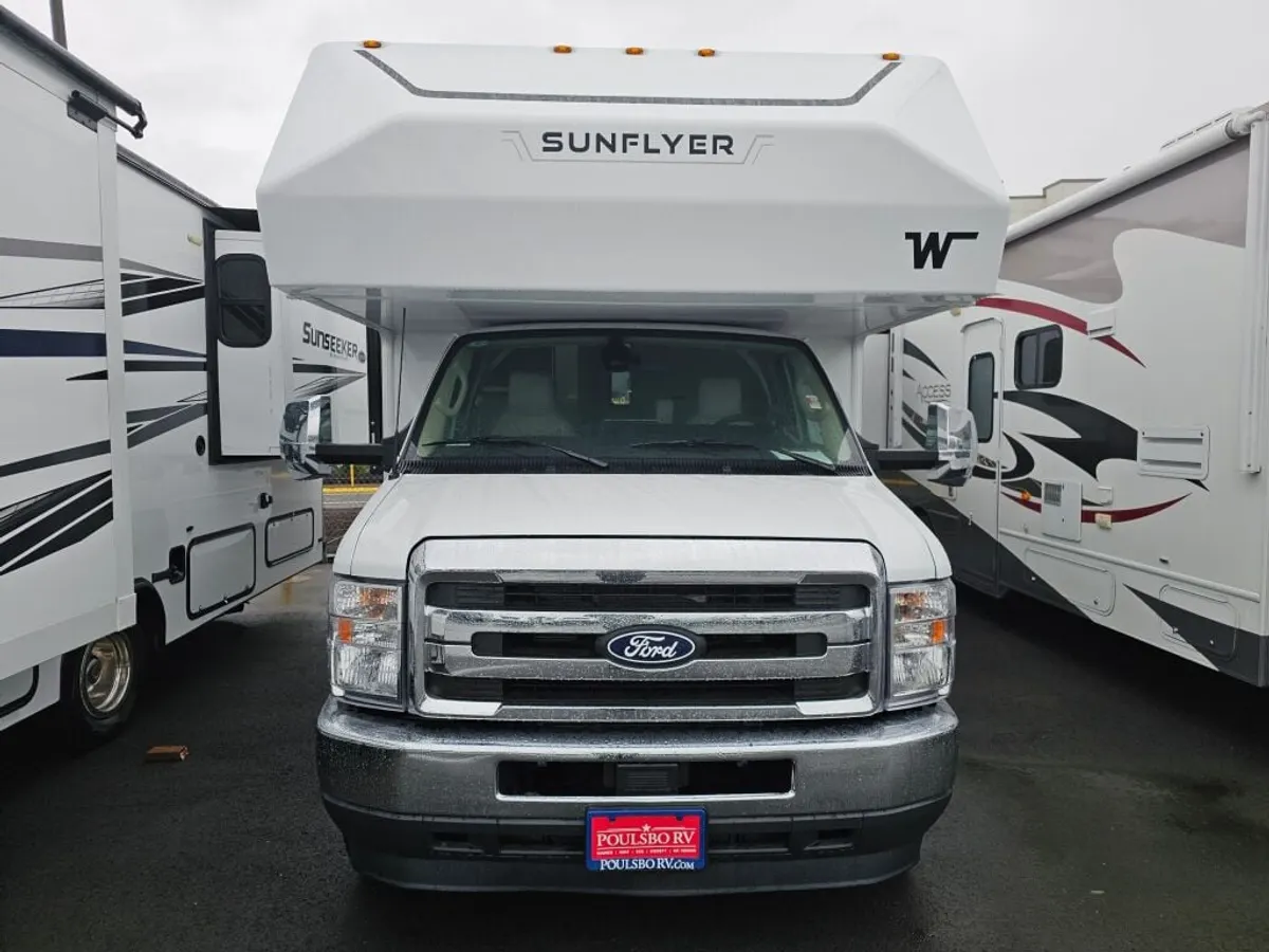 2027 Winnebago Sunflyer, photo 2 of 24