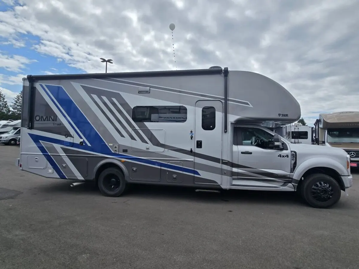 2026 Thor Motor Coach Omni Trail, photo 4 of 24