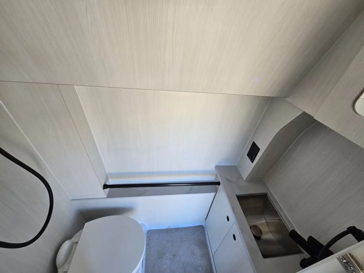 2026 Pleasure-Way Ontour, photo 14 of 16